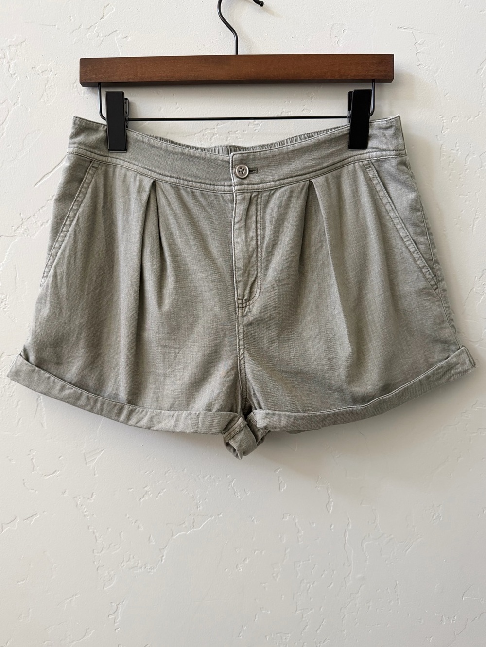 Pilcro Womens Pleated Cuffed Cotton Shorts Size 28 Coastal Casual Resort - Picture 2 of 10